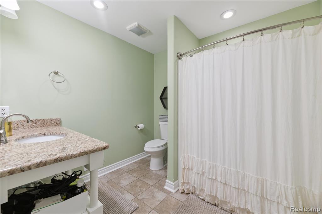 2160 E Jones Road, Howell, MI 48855 — Photo 67