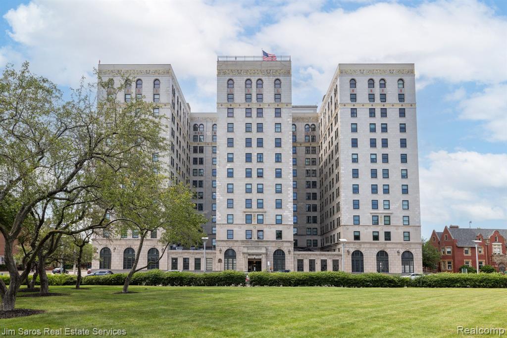 15 E KIRBY Street, 703, Detroit, MI 48202 — front exterior