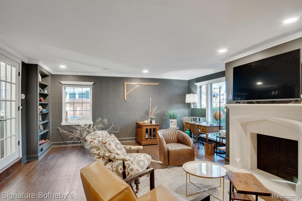 824 Wimbleton Drive, Birmingham, MI 48009 — Photo 15
