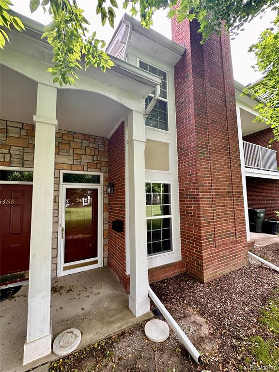 5484 Pine Aires Drive, Sterling Heights, MI 48314 — front exterior