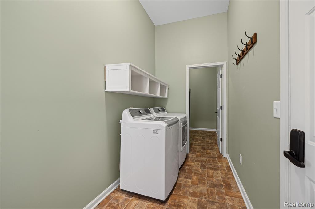 42613 Meridian Drive, Sterling Heights, MI 48313 — Photo 15
