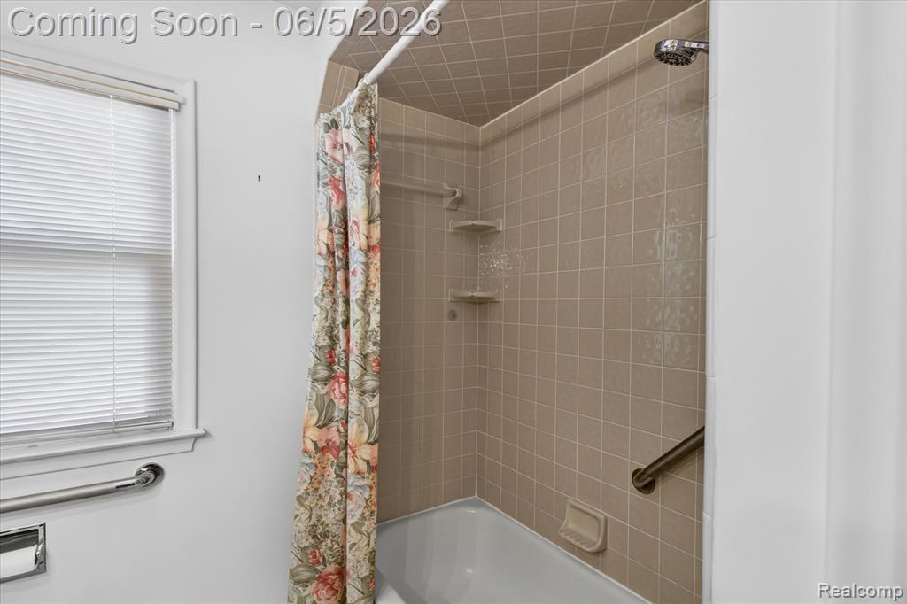 9825 Becker Avenue, Allen Park, MI 48101 — Photo 21