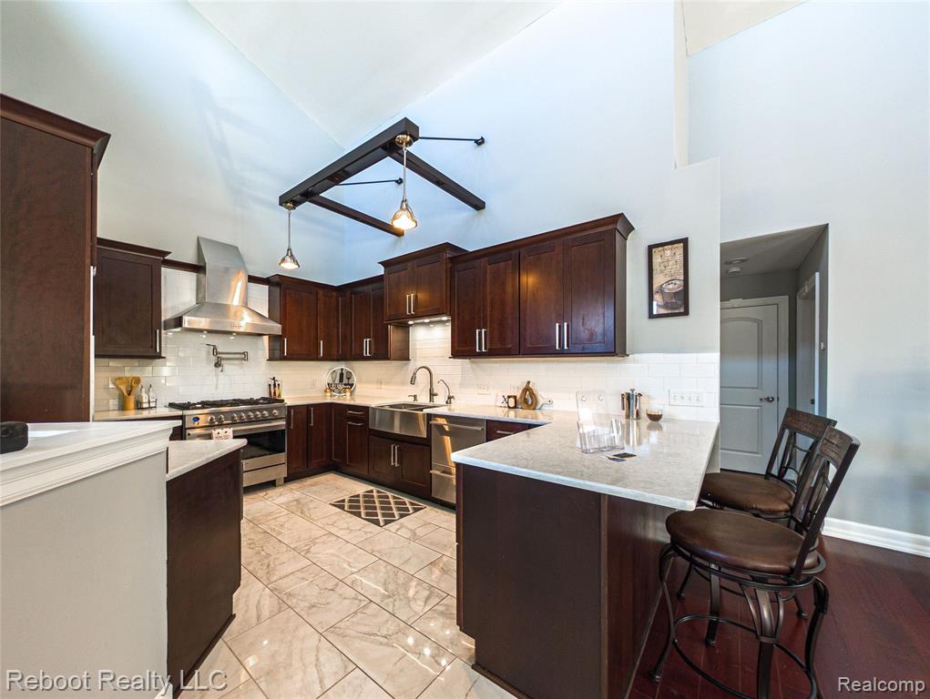 5322 Clintonville Road, Clarkston, MI — Photo 12