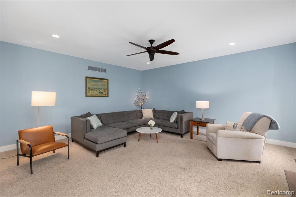4790 Catalina Drive, Lake Orion, MI — Photo 9