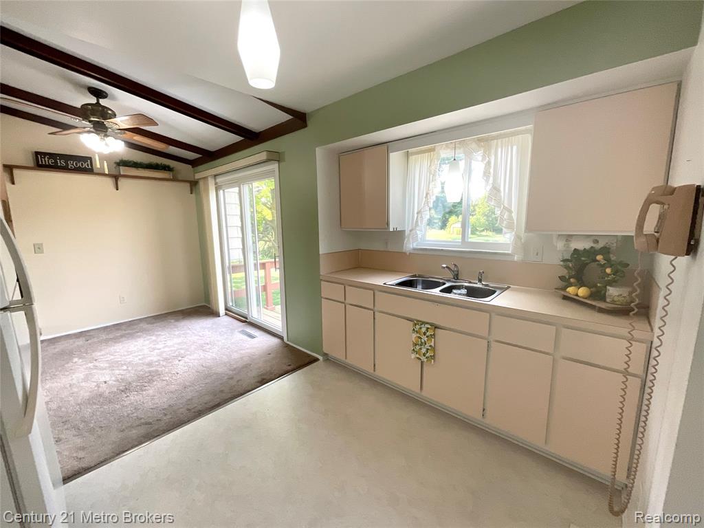 4472 Grand Blanc Road, Swartz Creek, MI 48473 — Photo 8