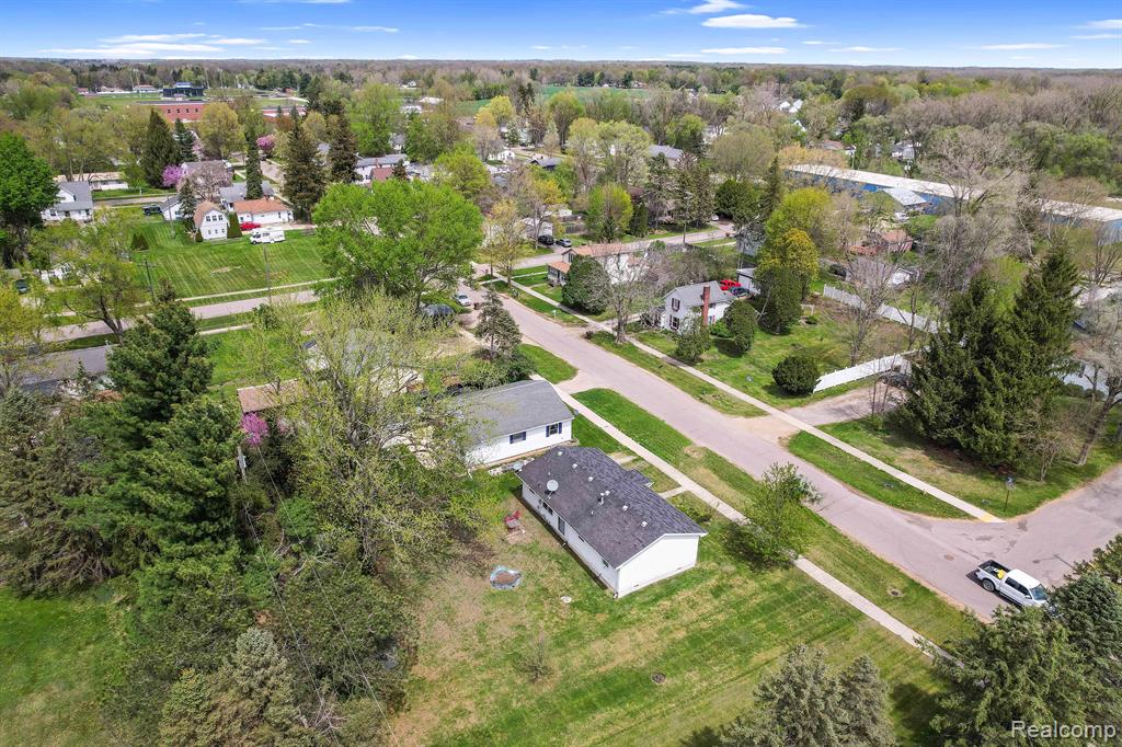 350 S Maple Street, Webberville, MI 48892 — Photo 11