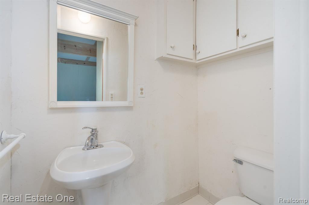 485 Bellevue Avenue, Lake Orion, MI 48362 — Photo 46