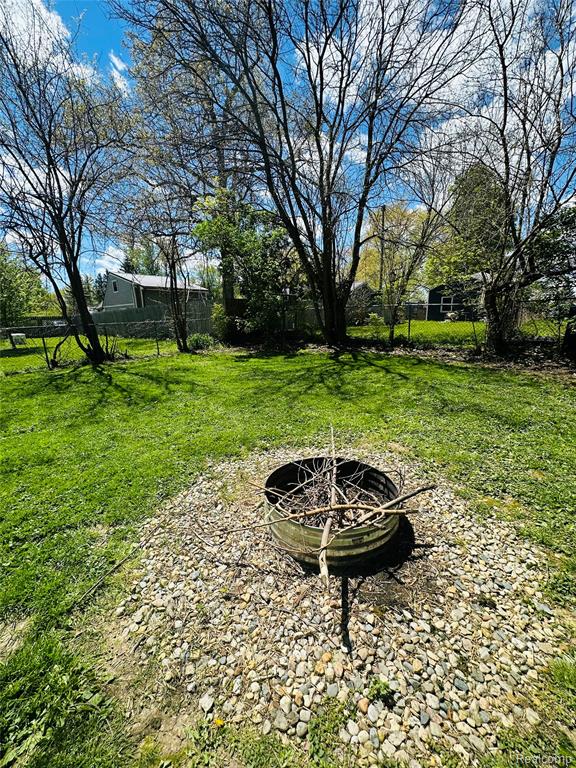 5827 Annibal Drive, Lapeer, MI 48446 — Photo 8