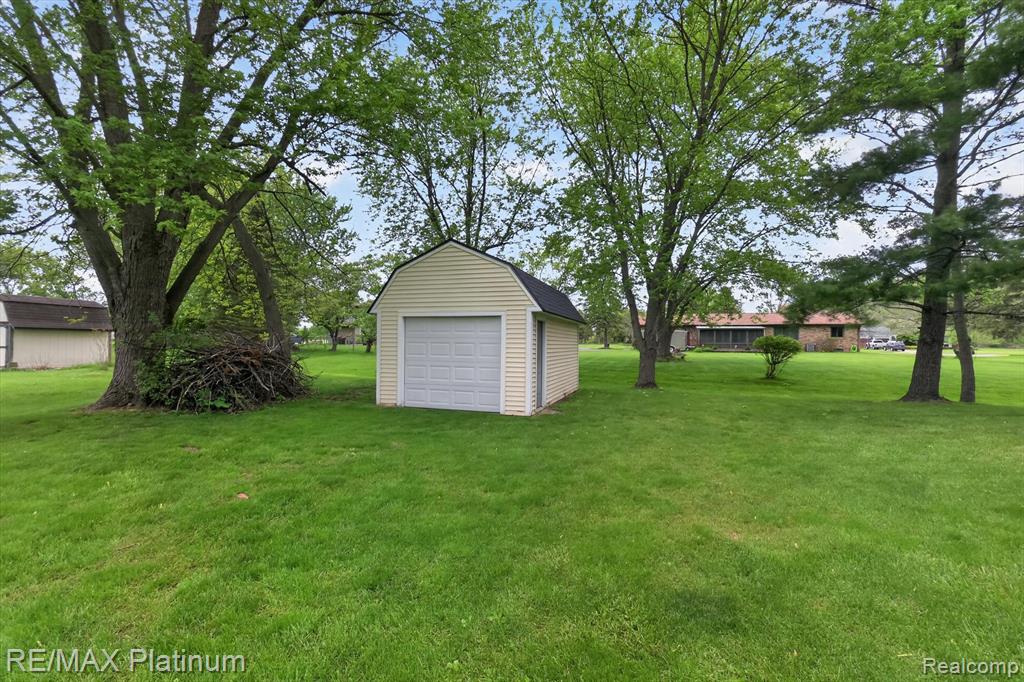 139 Edgemont Drive, Howell, MI 48855 — Photo 59