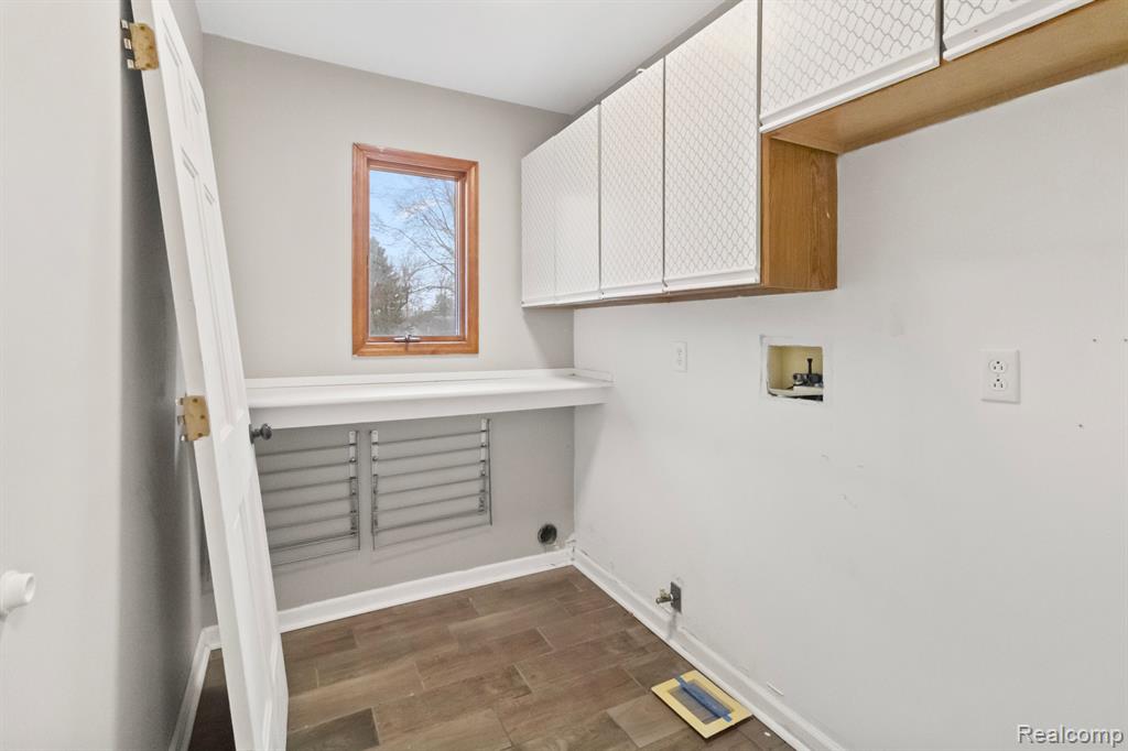 40088 SAAL Road, Sterling Heights, MI 48313 — Photo 26