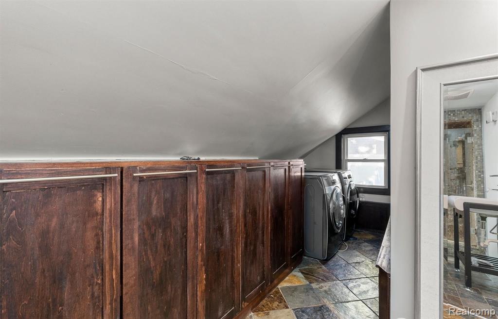615 E 5TH Street, Royal Oak, MI 48067 — Photo 17