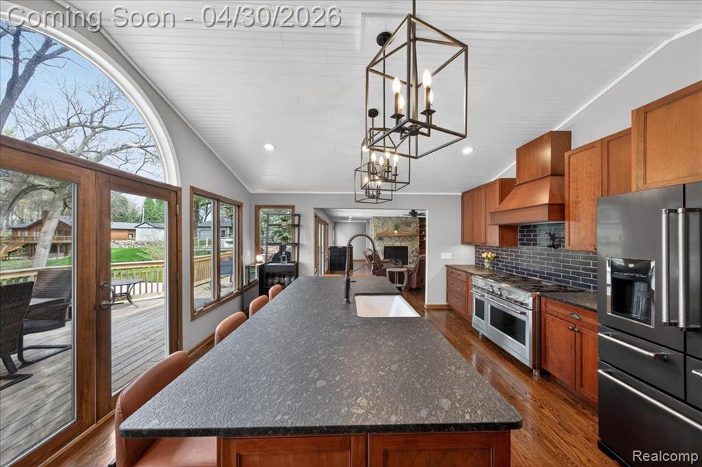 3945 N Vanstone Drive, Commerce Twp, MI 48382 — Photo 12