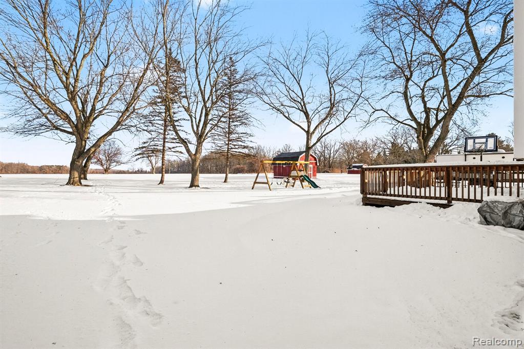 6359 E Bristol Road, Burton, MI 48519 — Photo 26