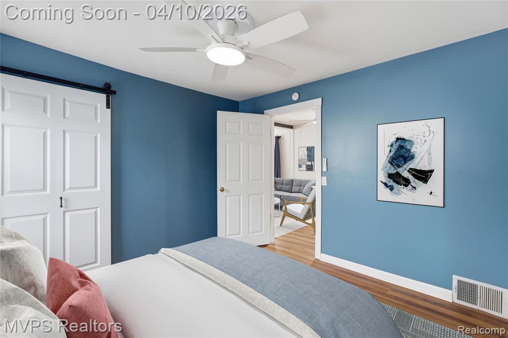 6421 Cloverton Drive, Waterford, MI 48329 — Photo 8