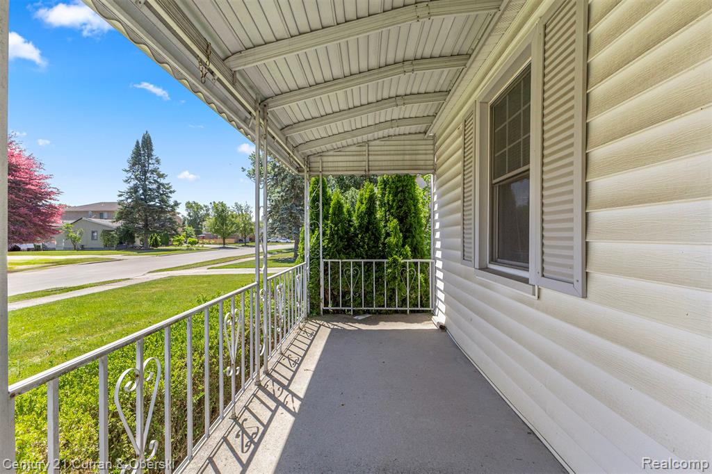 6141 N Gulley Road, Dearborn Heights, MI 48127 — Photo 28