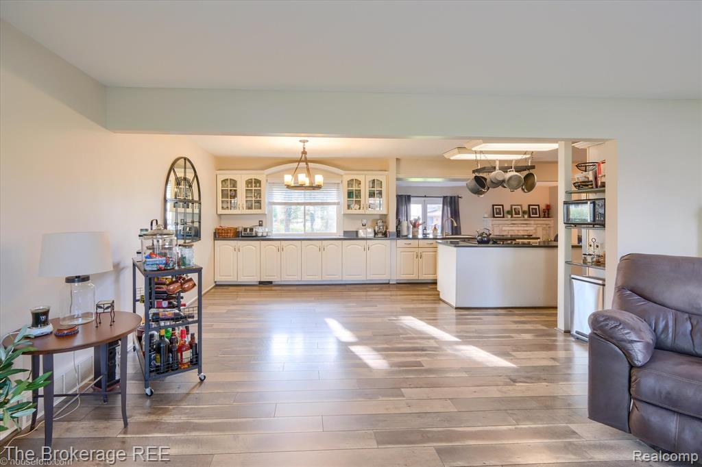 706 Salem Drive, Davison, MI 48423 — Photo 9