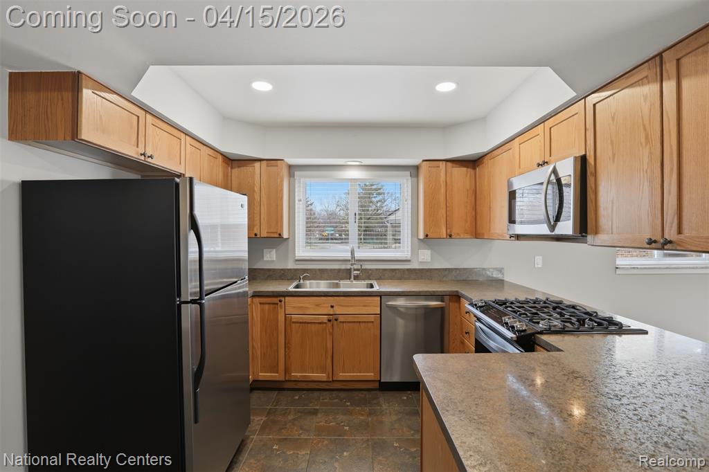 5358 Church Hill Drive, Troy, MI 48085 — Photo 11