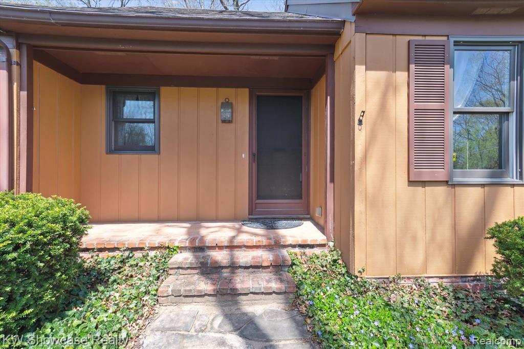 4105 WOODCROFT Street, White Lake, MI 48383 — Photo 4