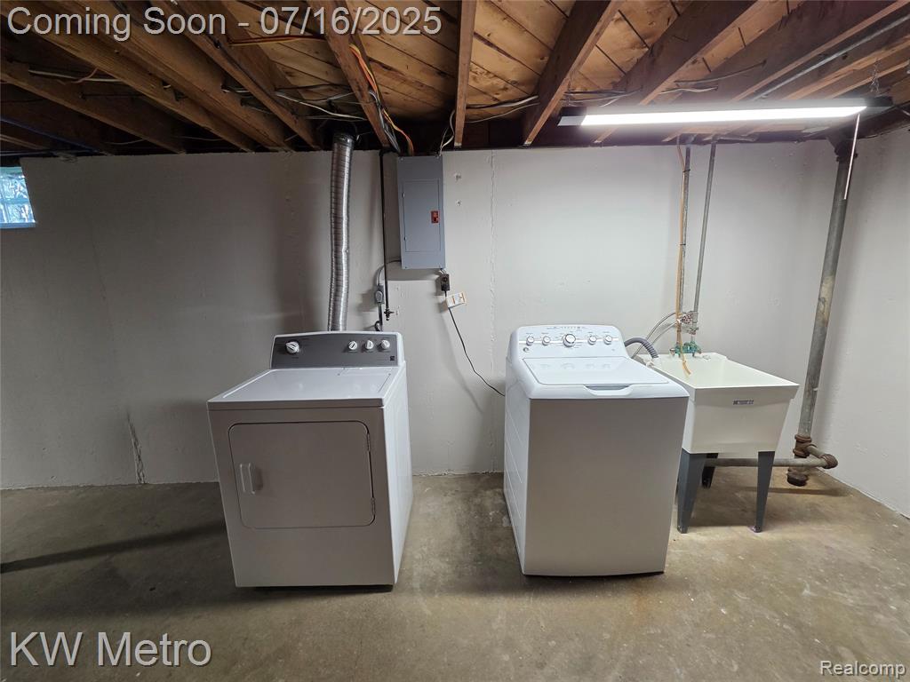 4507 Sedgemoor Avenue, Royal Oak, MI 48073 — Photo 11