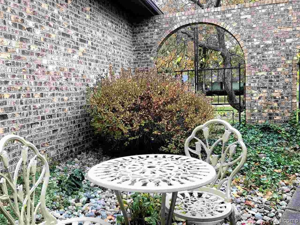 4157 CHERYL Drive, Flint, MI 48506 — Photo 7