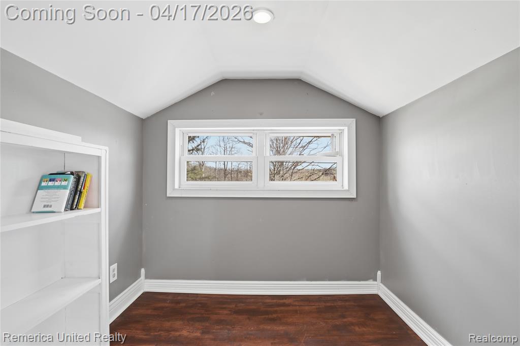 8375 Denton Hill Road, Fenton, MI 48430 — Photo 25