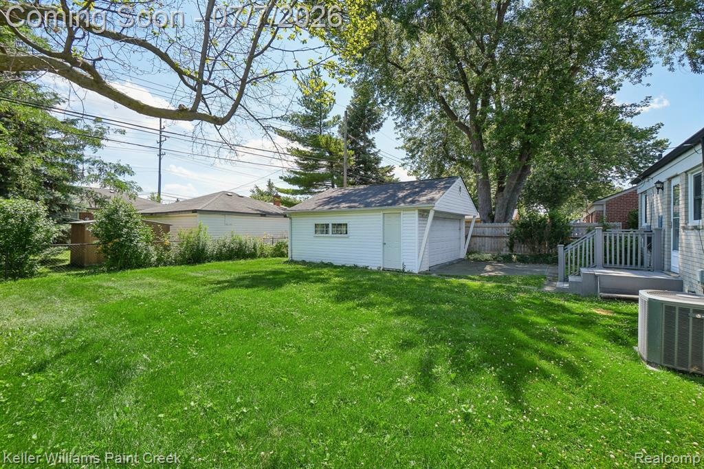 5110 Lyons Circle S, Warren, MI 48092 — Photo 23