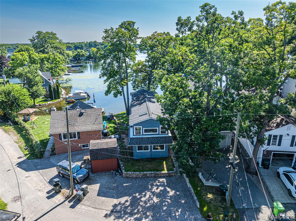 391 SHADY OAKS Street, Lake Orion, MI 48362 — Photo 7