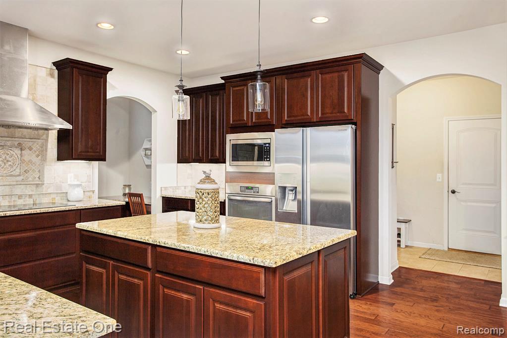 589 Rumson Court, White Lake, MI — Photo 13