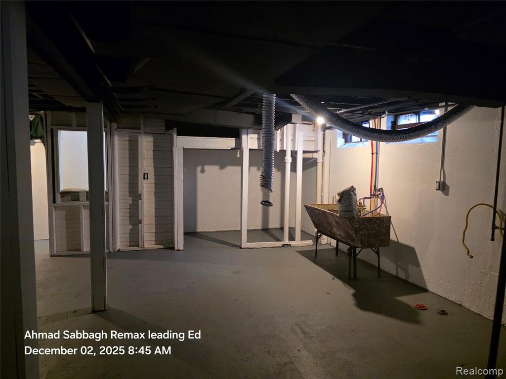 8029 Hartwell Street, Detroit, MI 48228 — Photo 11