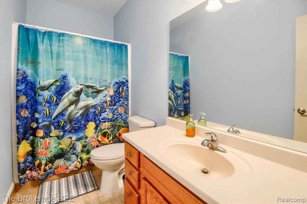 8441 MAPLEVIEW Drive, Davison, MI 48423 — Photo 33
