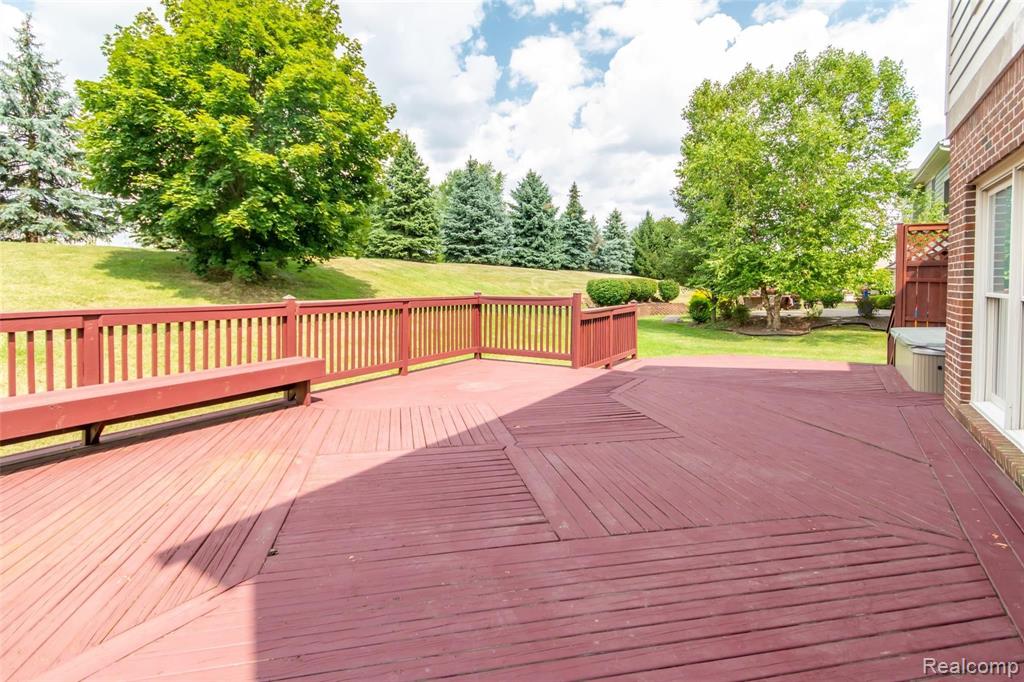 51334 W HILLS Drive, Plymouth, MI 48170 — Photo 5