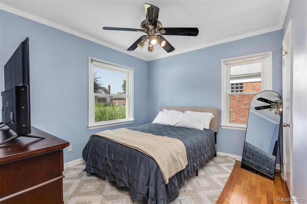 8123 McKinley, Center Line, MI 48015 — Photo 11