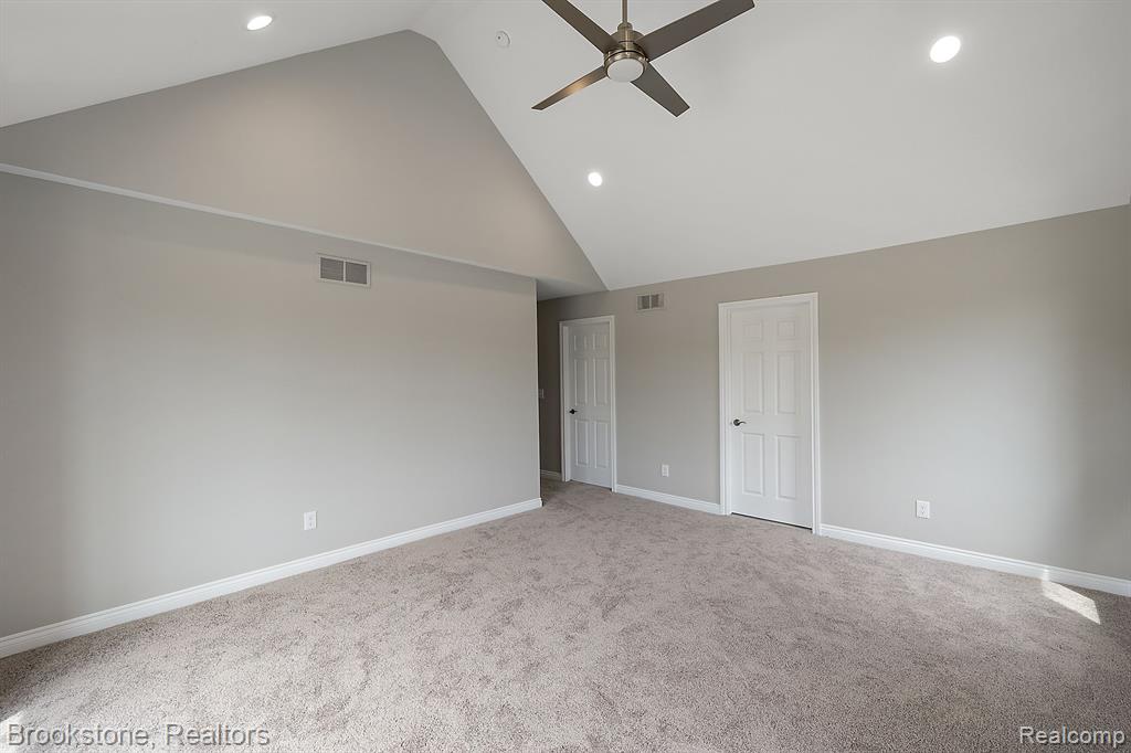 46682 Emerald Creek Drive, Shelby Twp, MI 48315 — Photo 25