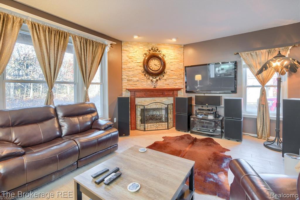 2653 Ravine Side Lane N, Howell, MI 48843 — Photo 27