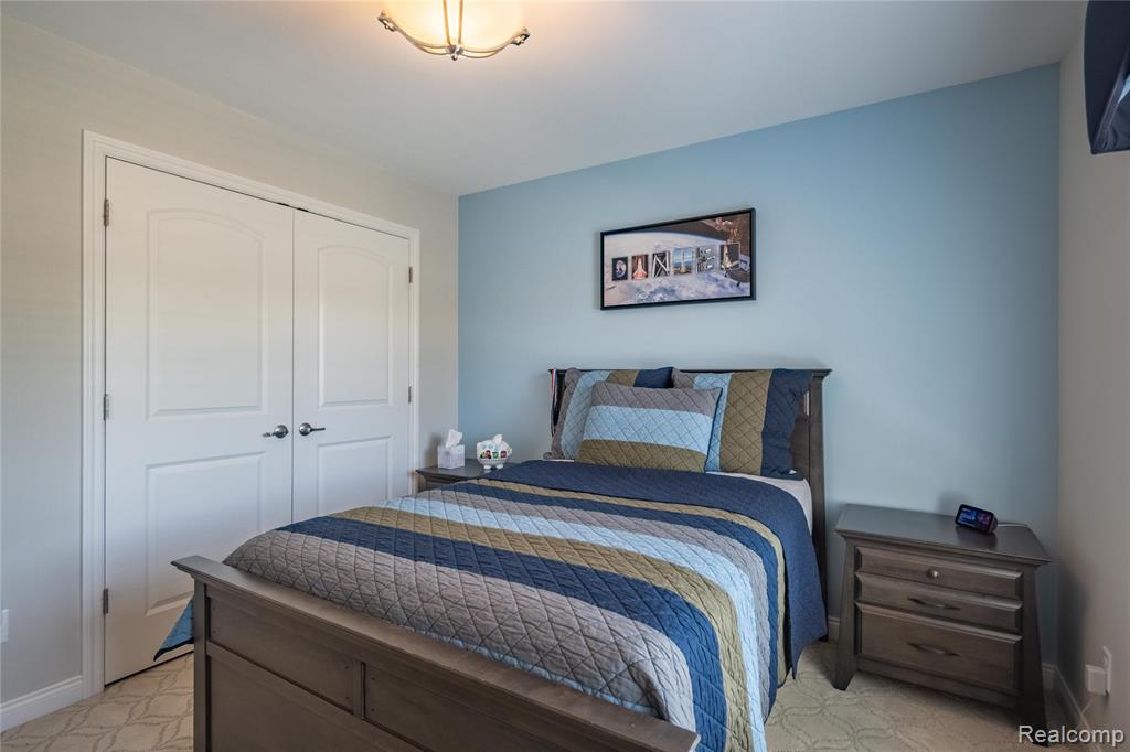 55712 Glenbrooke Drive, Shelby Twp, MI 48316 — Photo 30