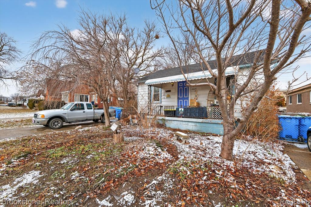 6027 Peck Avenue, Warren, MI 48092 — Photo 2