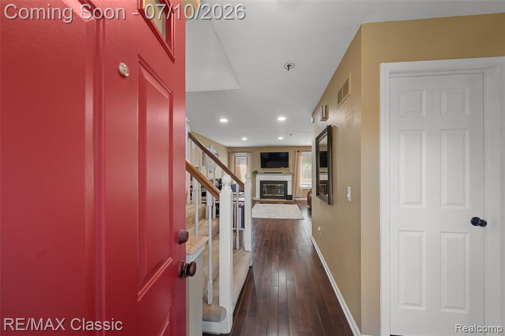42027 Saratoga Circle, Canton, MI 48187 — Photo 6