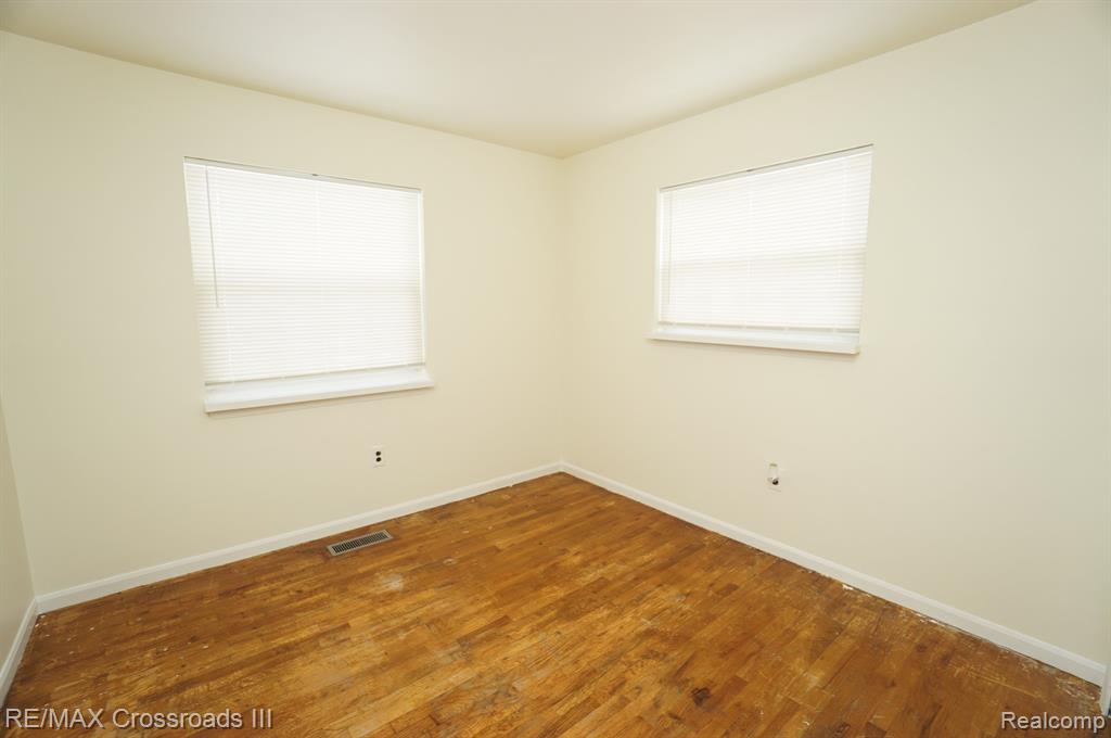 41731 MCKINLEY Street, Van Buren, MI 48111 — Photo 6