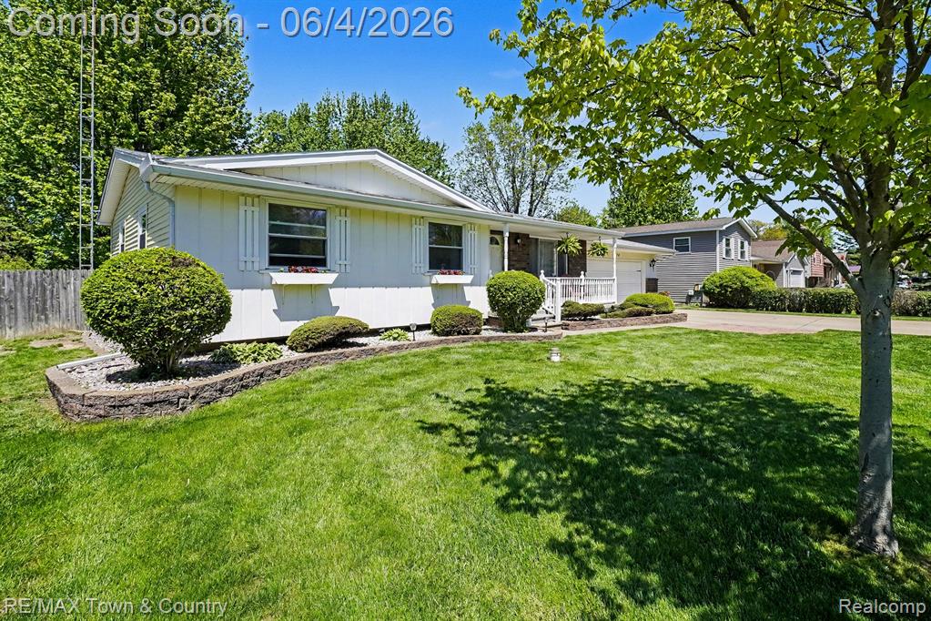 4374 Bridgeman Trail, Swartz Creek, MI 48473 — Photo 2