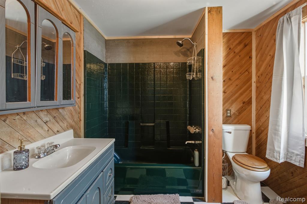 934 Cherry Street, Monroe, MI 48161 — Photo 16