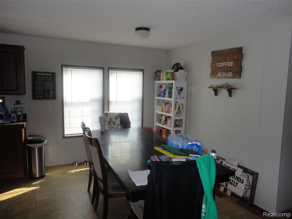 955 CAMERON CIRCLE, Monroe, MI 48161 — Photo 6