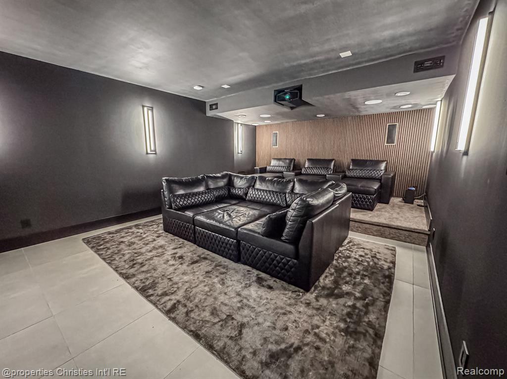 47490 BELLAGIO Drive, Northville, MI 48167 — Photo 37