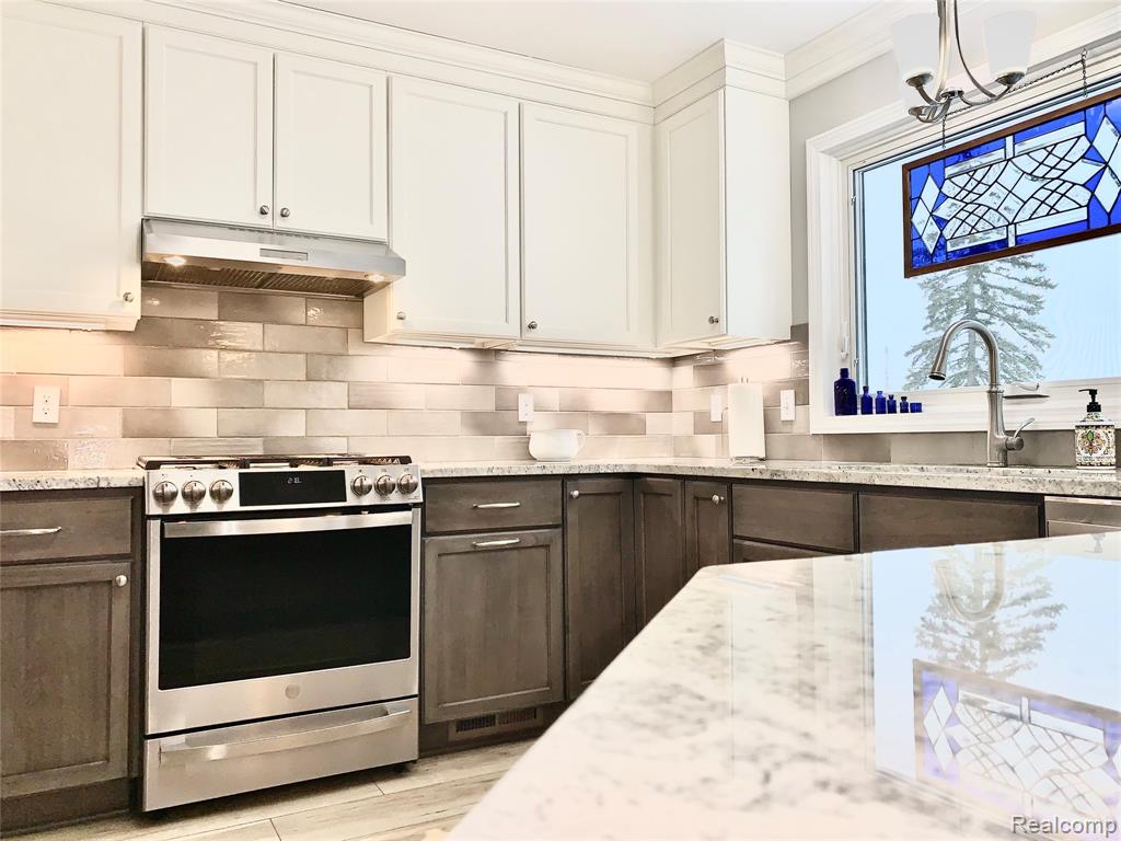 5113 Candlewood Drive, Grand Blanc, MI 48439 — Photo 14