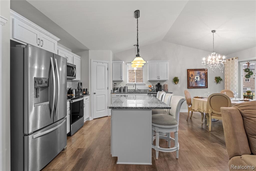 13704 Chester Court, Belleville, MI 48111 — Photo 15