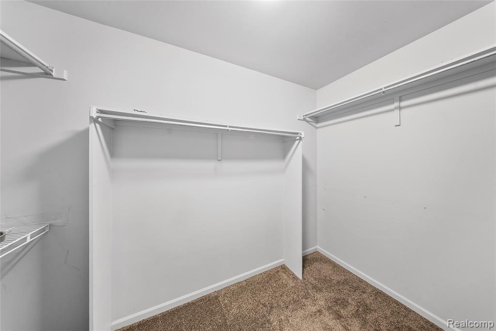 8487 Sherwood Drive, Grosse Ile, MI 48138 — Photo 24
