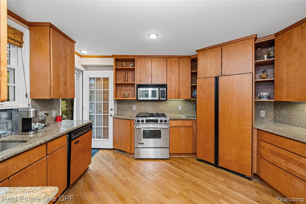 16904 Saint Paul Street, Grosse Pointe, MI 48230 — Photo 5