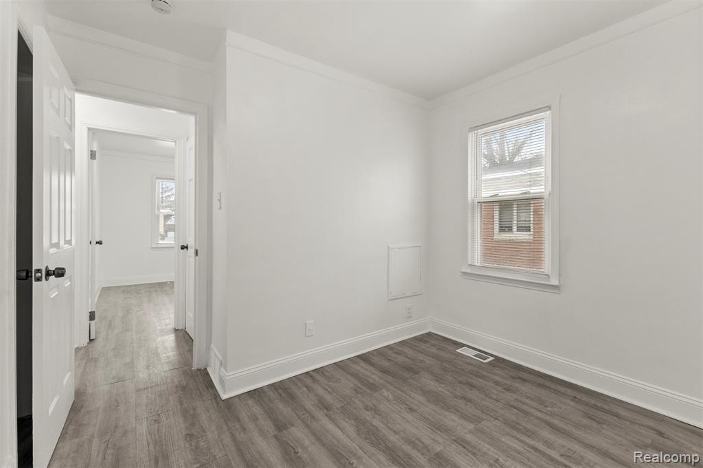 4721 Jackson Street, Dearborn Heights, MI 48125 — Photo 16