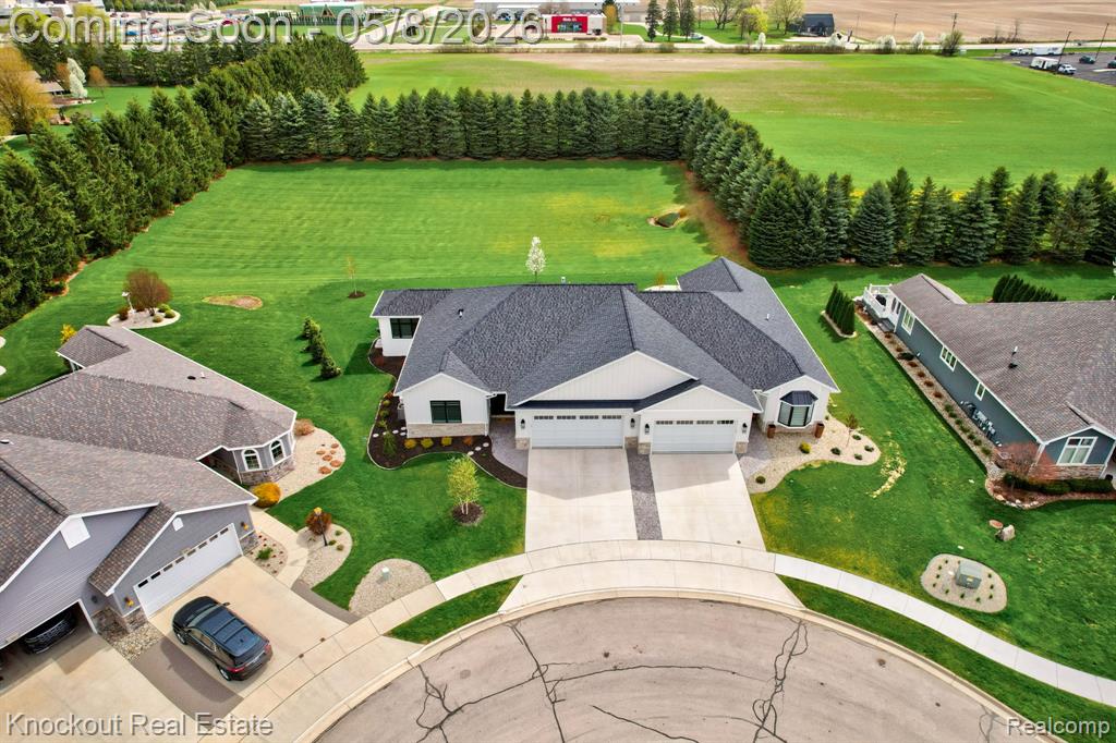 27 Hanover Drive, Frankenmuth, MI 48734 — Photo 60