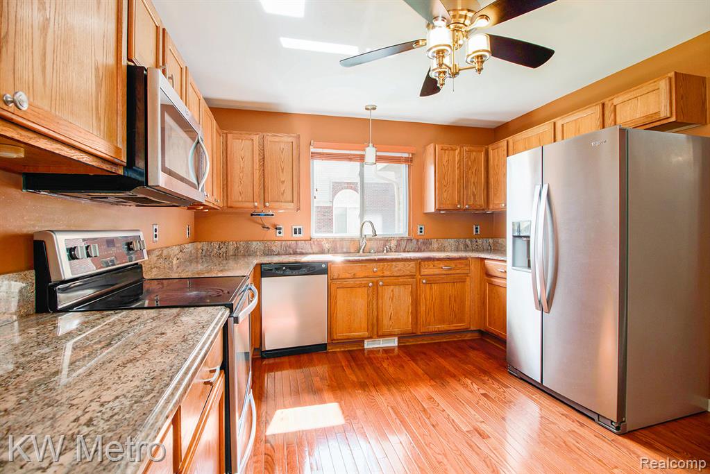 19298 Mitchell Street, Rockwood, MI — Photo 14