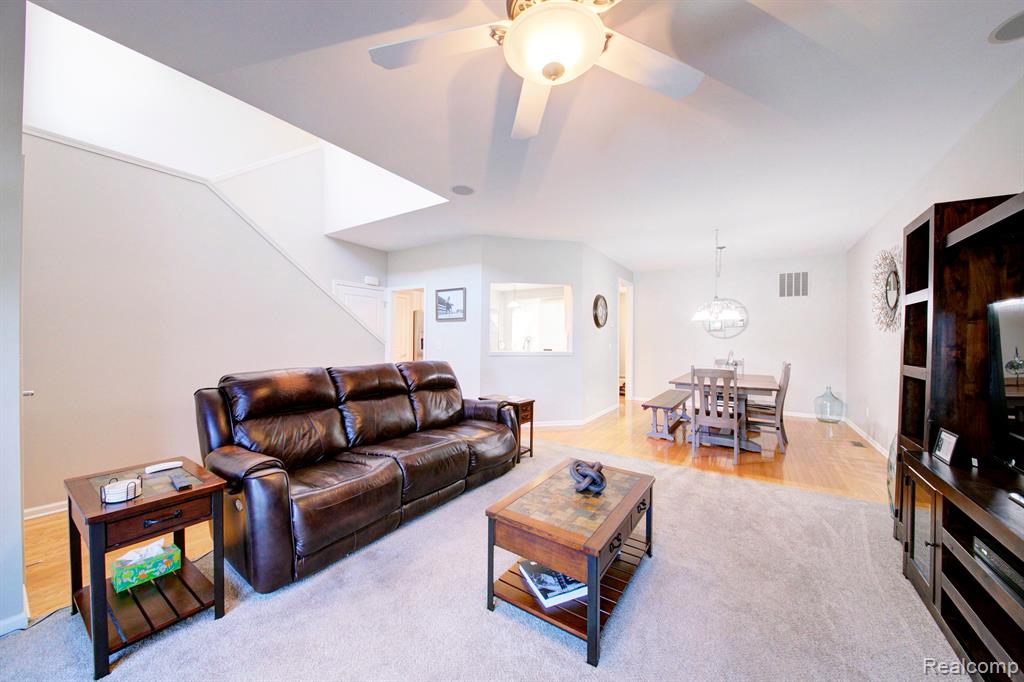 1947 VANDERBILT Road, Canton, MI 48188 — Photo 6